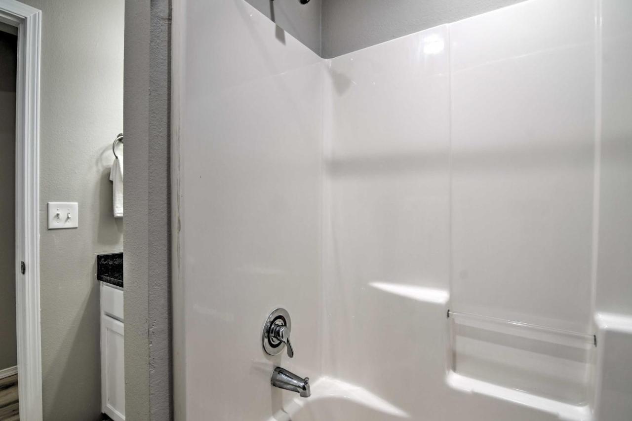 בראנסון Apartment With Patio, 4 Mi To Silver Dollar City! מראה חיצוני תמונה
